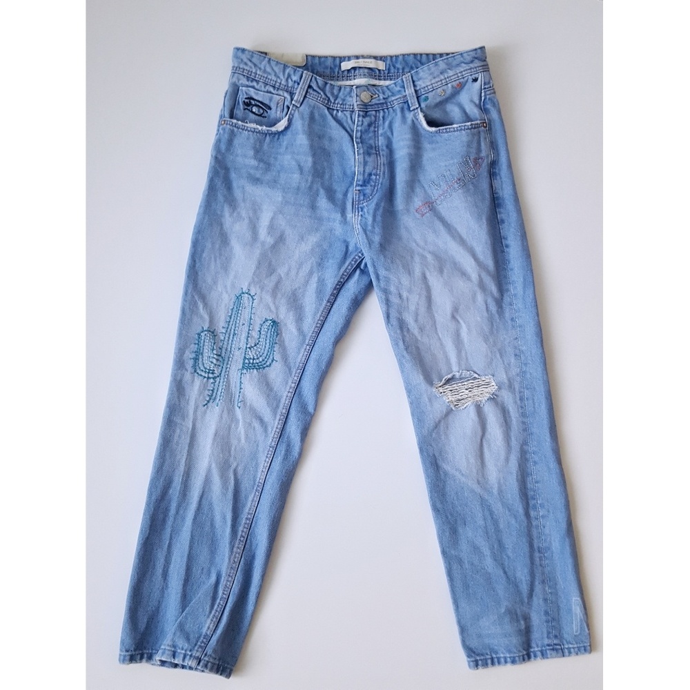 ZARA  Trafaluc Embroidered Jeans